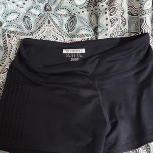 Size XS Forever 21 short